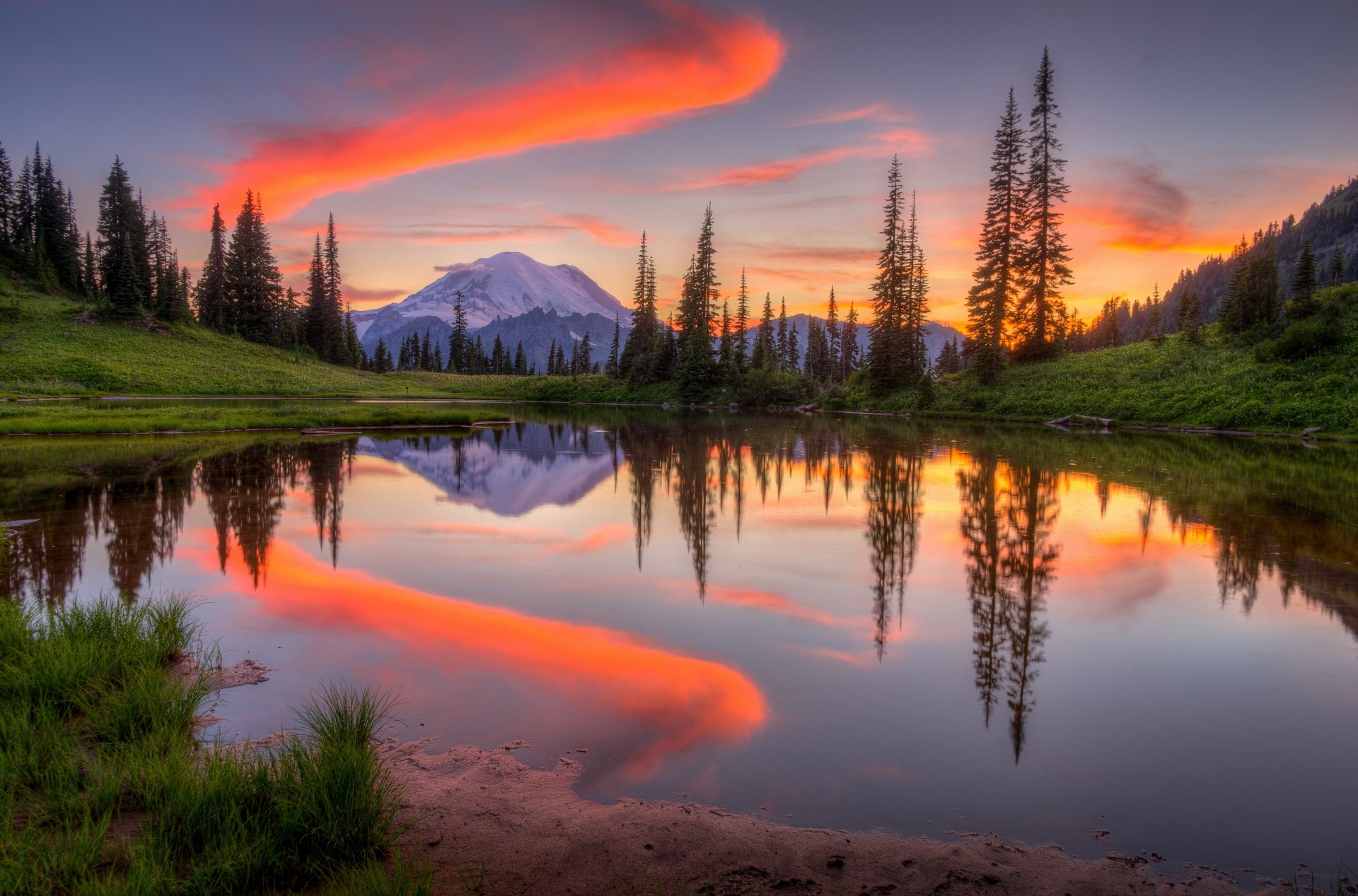 lago montagne foresta tramonto alberi