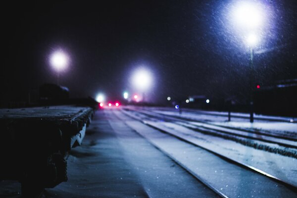 Zdjęcia zimowe zaspy pociąg