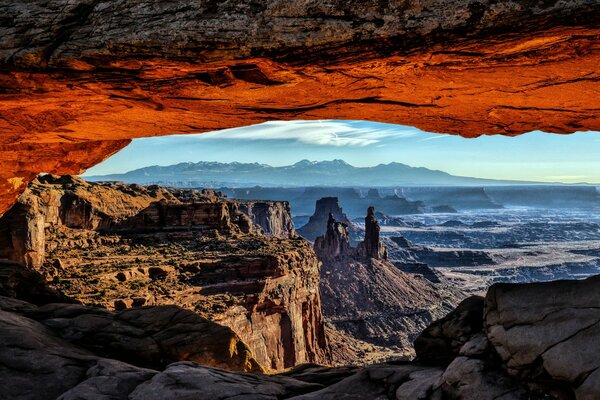 Parois rocheuses du Canyon au coucher du soleil