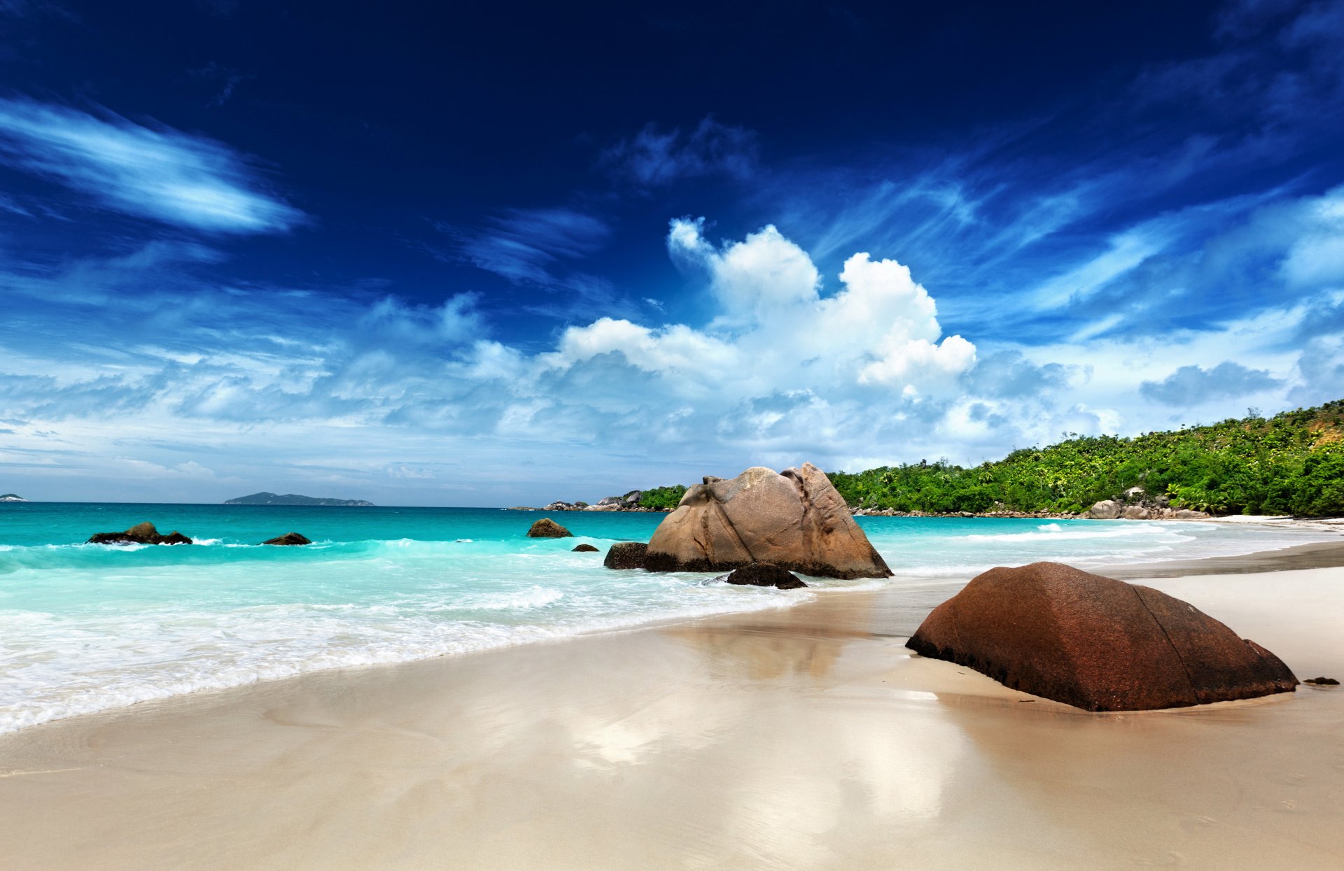 tropical paradis plage côte mer océan pierres été tropiques sable soleil île rivage