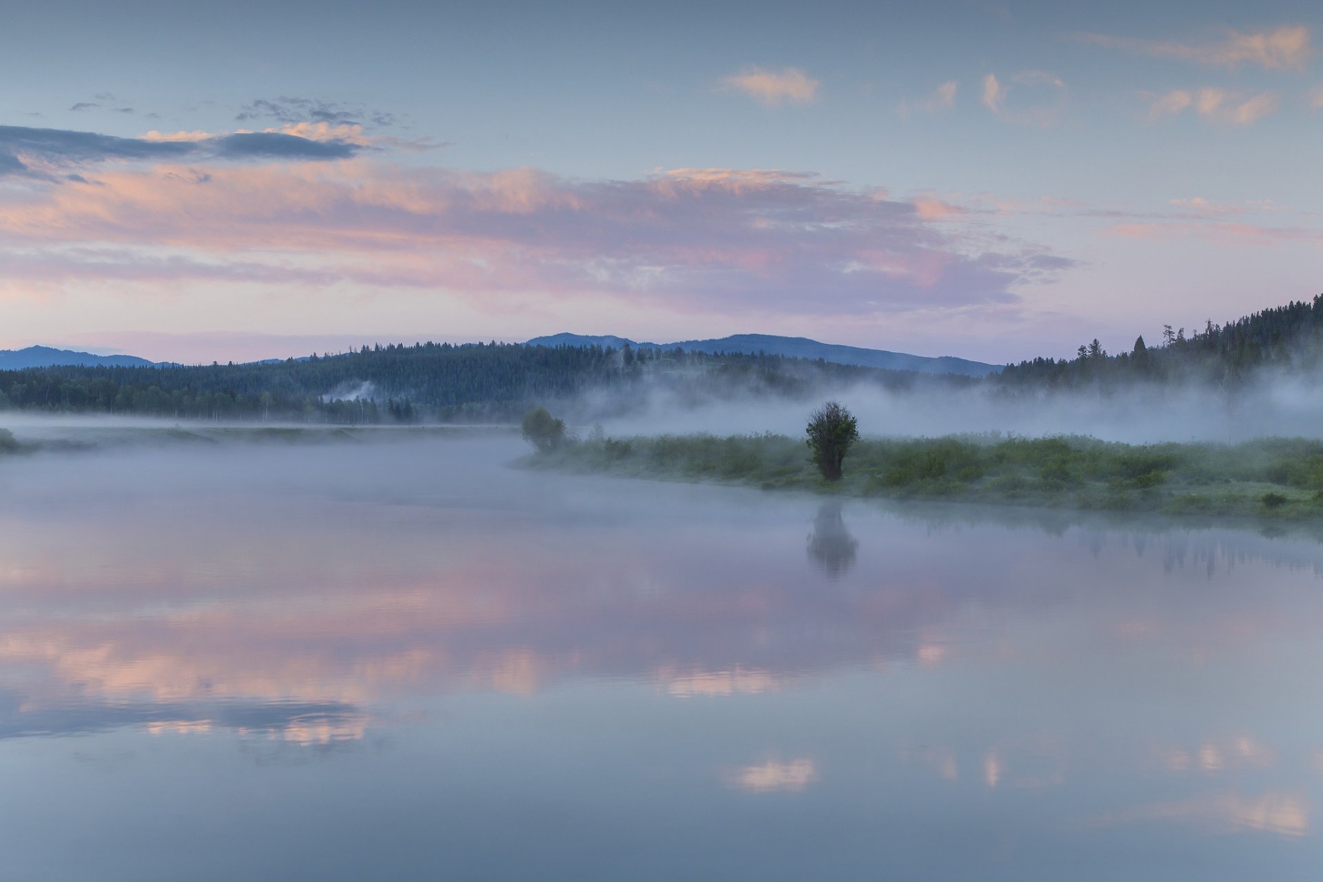 stati uniti wyoming parco nazionale backwaters bend lago foresta nebbia mattina cielo nuvole riflessione mattina