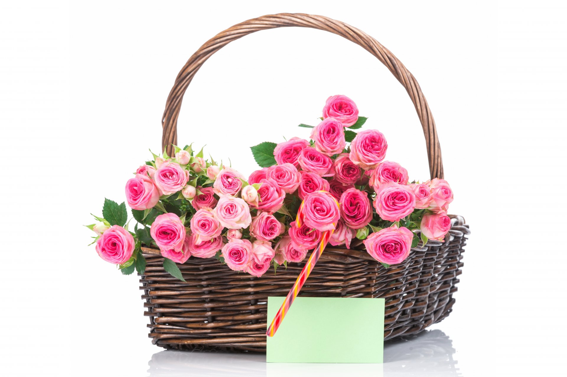 rosa rosen korb blumen blumenstrauß