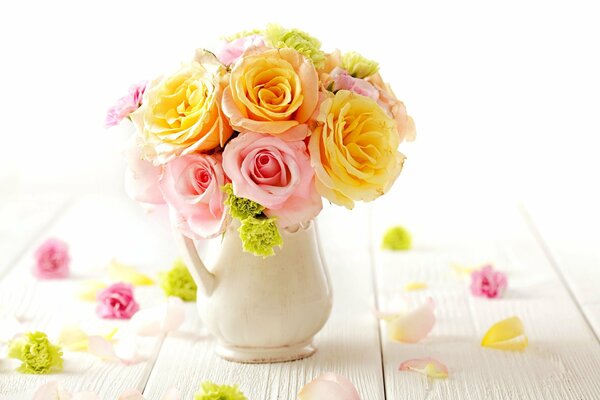 Delicate bouquet of roses in a vase