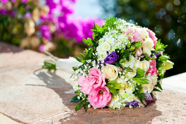 A blurry bouquet of roses