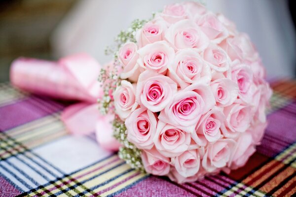 Bride s bouquet of roses and gypsophila