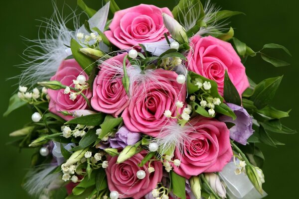 Bouquet of pink roses