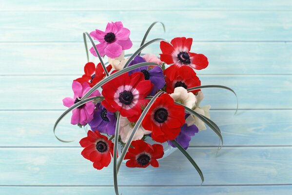 Bouquet of pansies, flower arrangement