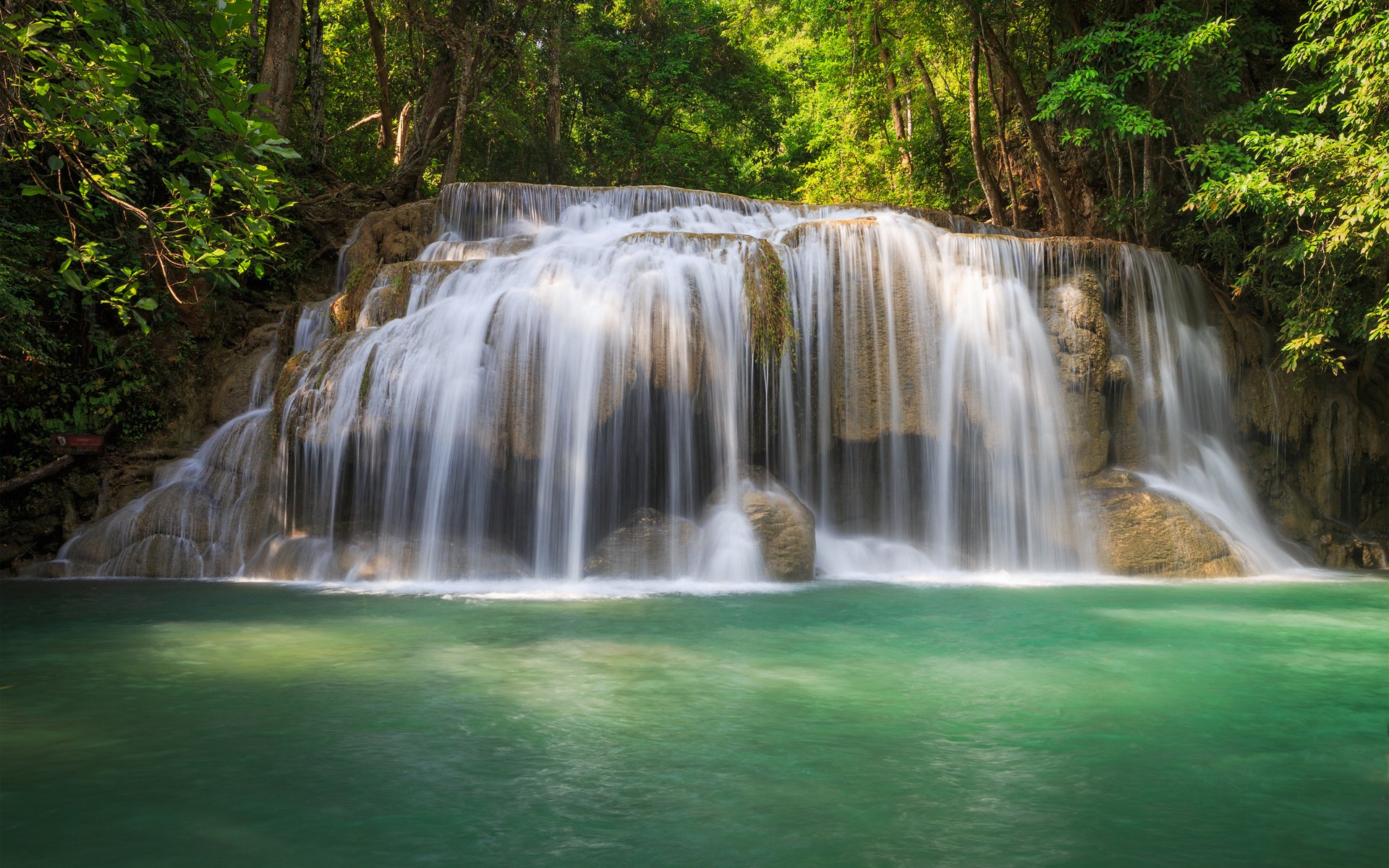 wasserfall wasser wald bäume grüns