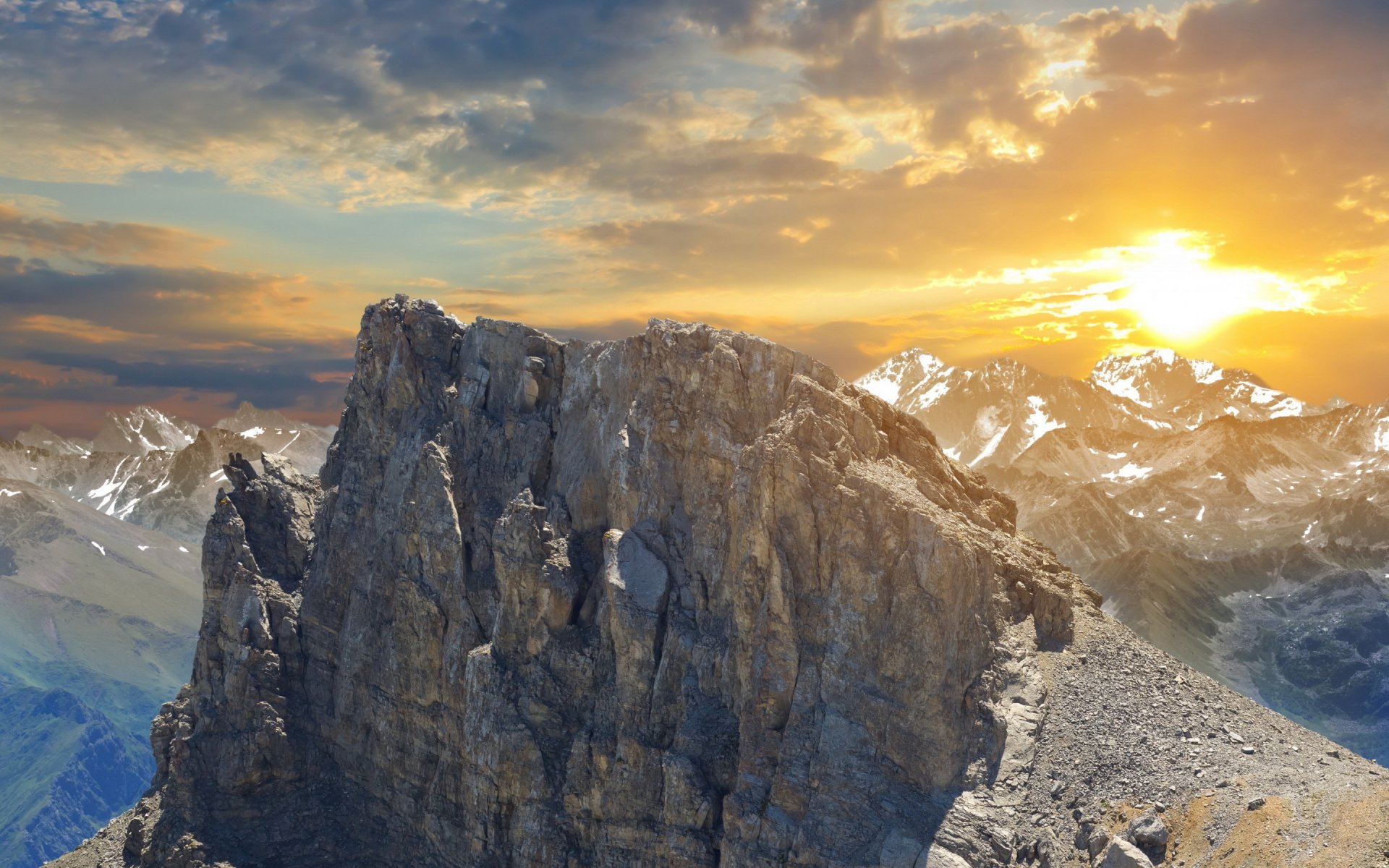 montagnes neige ciel nuages soleil