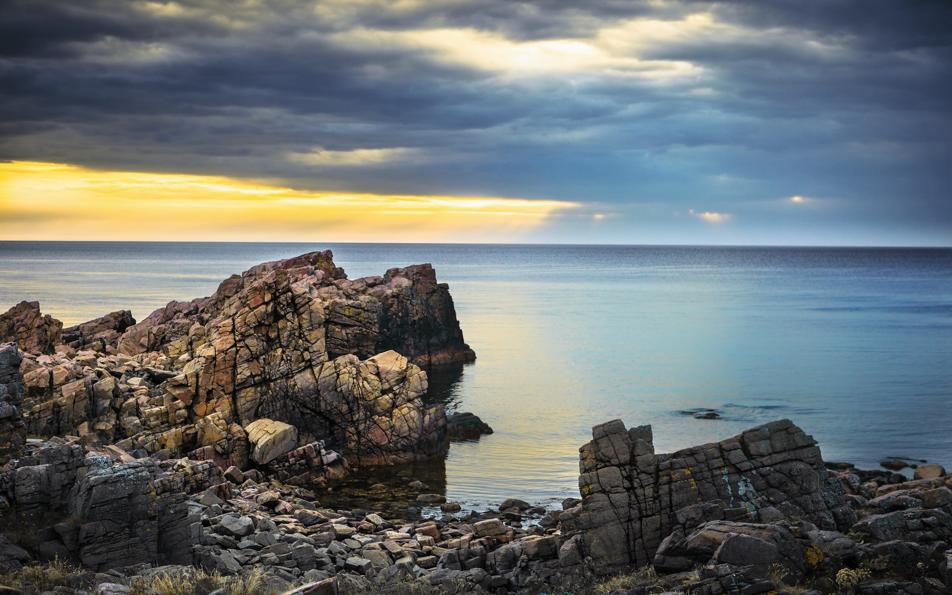 mare rocce costa costa pietre