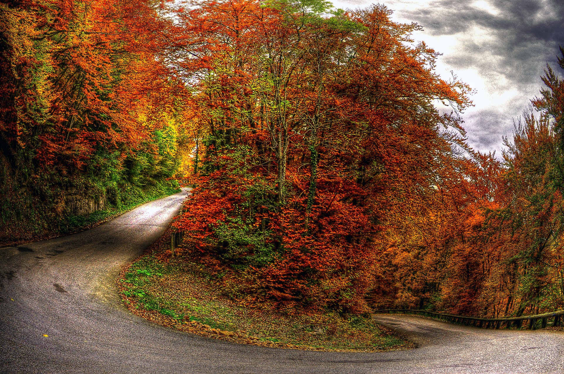 nature paysage ciel nuages arbres forêt automne routes