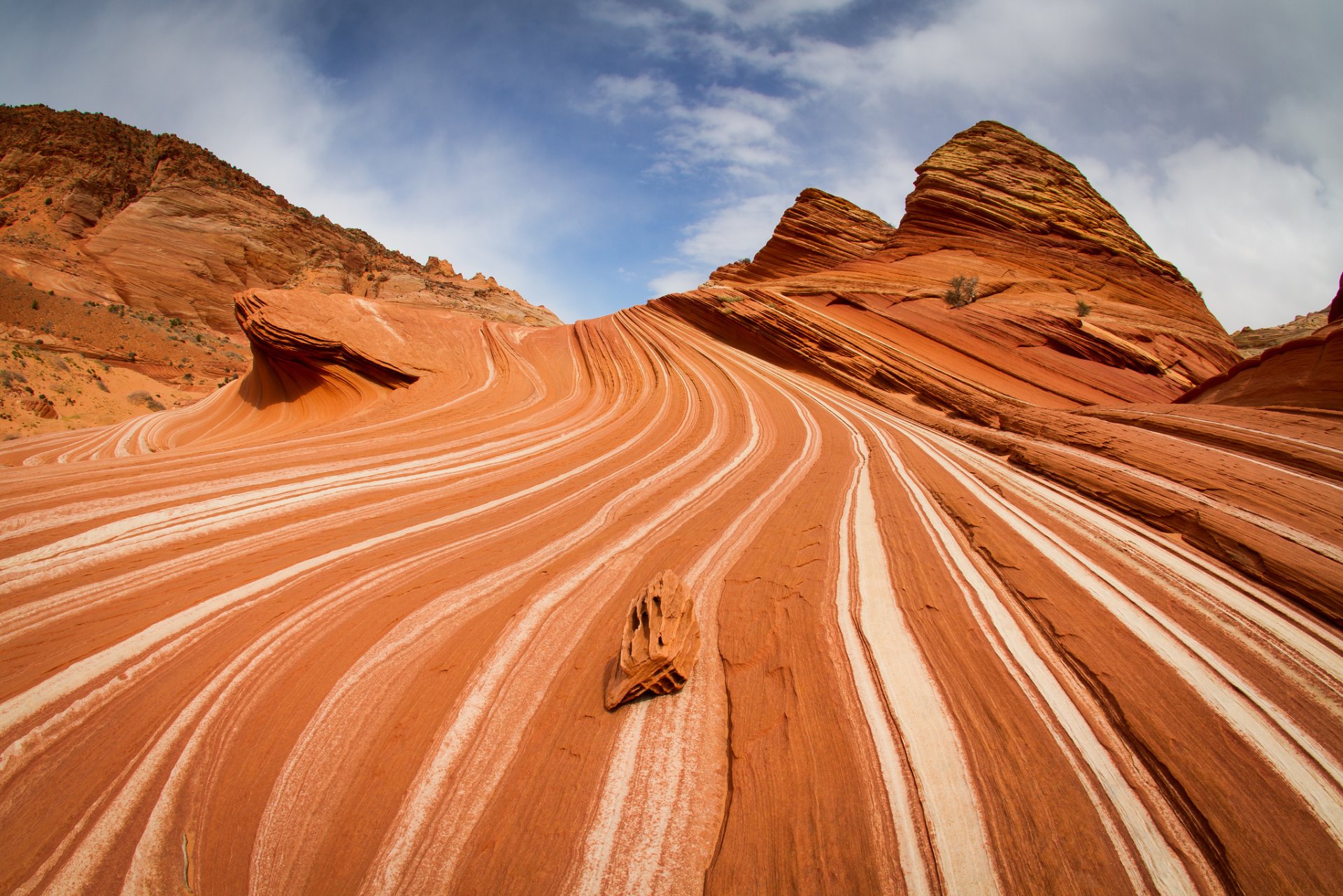 kojote schlucht felsen linien textur himmel