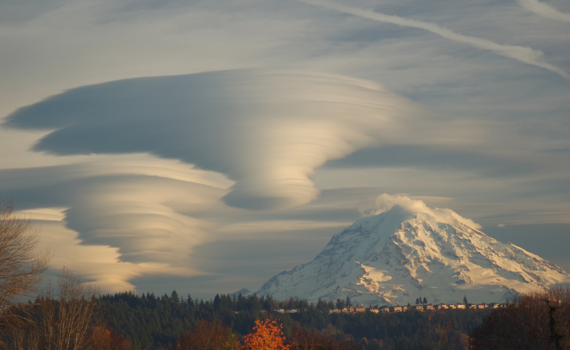 góra mf rainier obustronnie wypukłe chmury seattle waszyngton