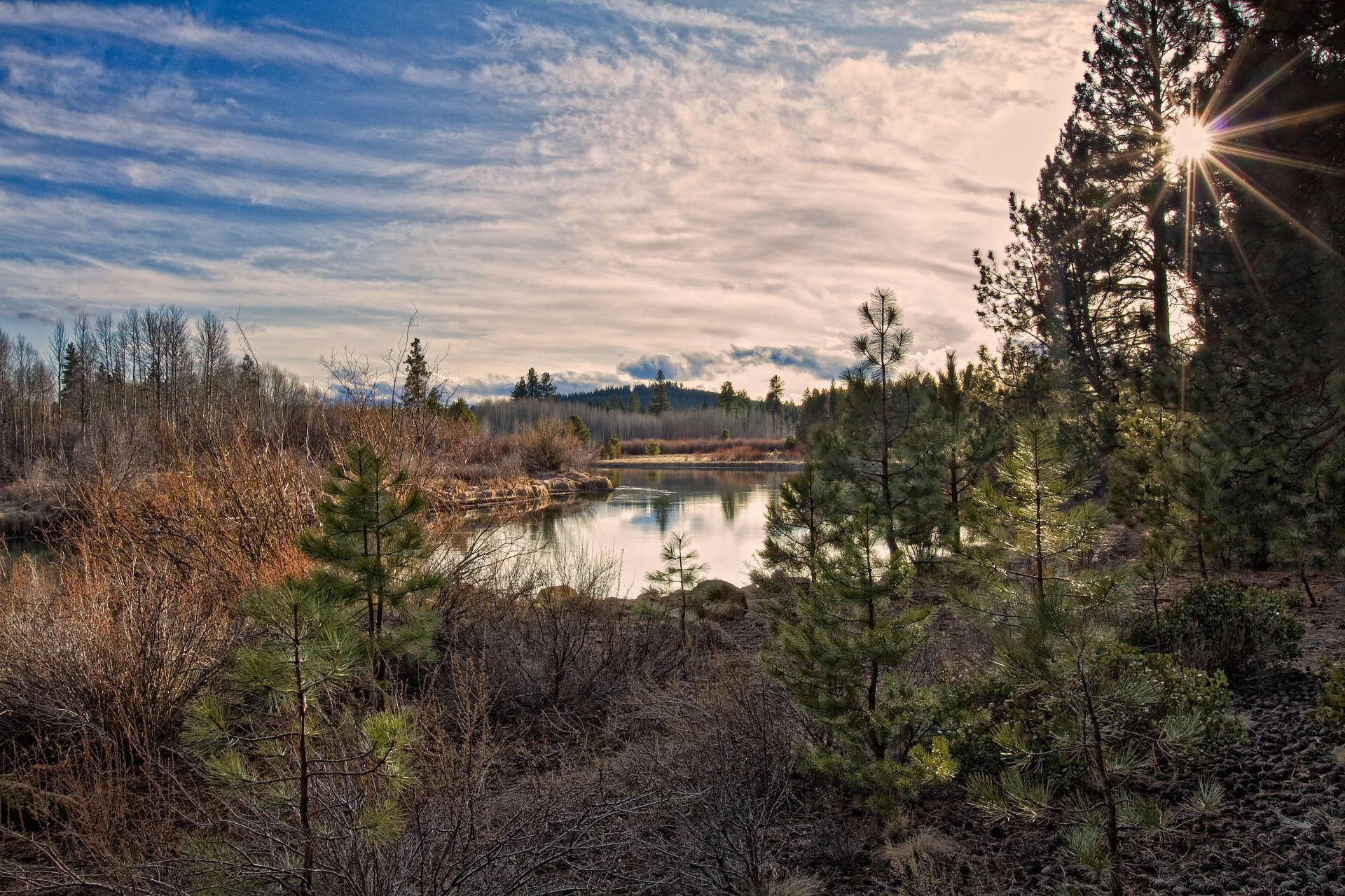 natur berge wald fluss sonne strahlen