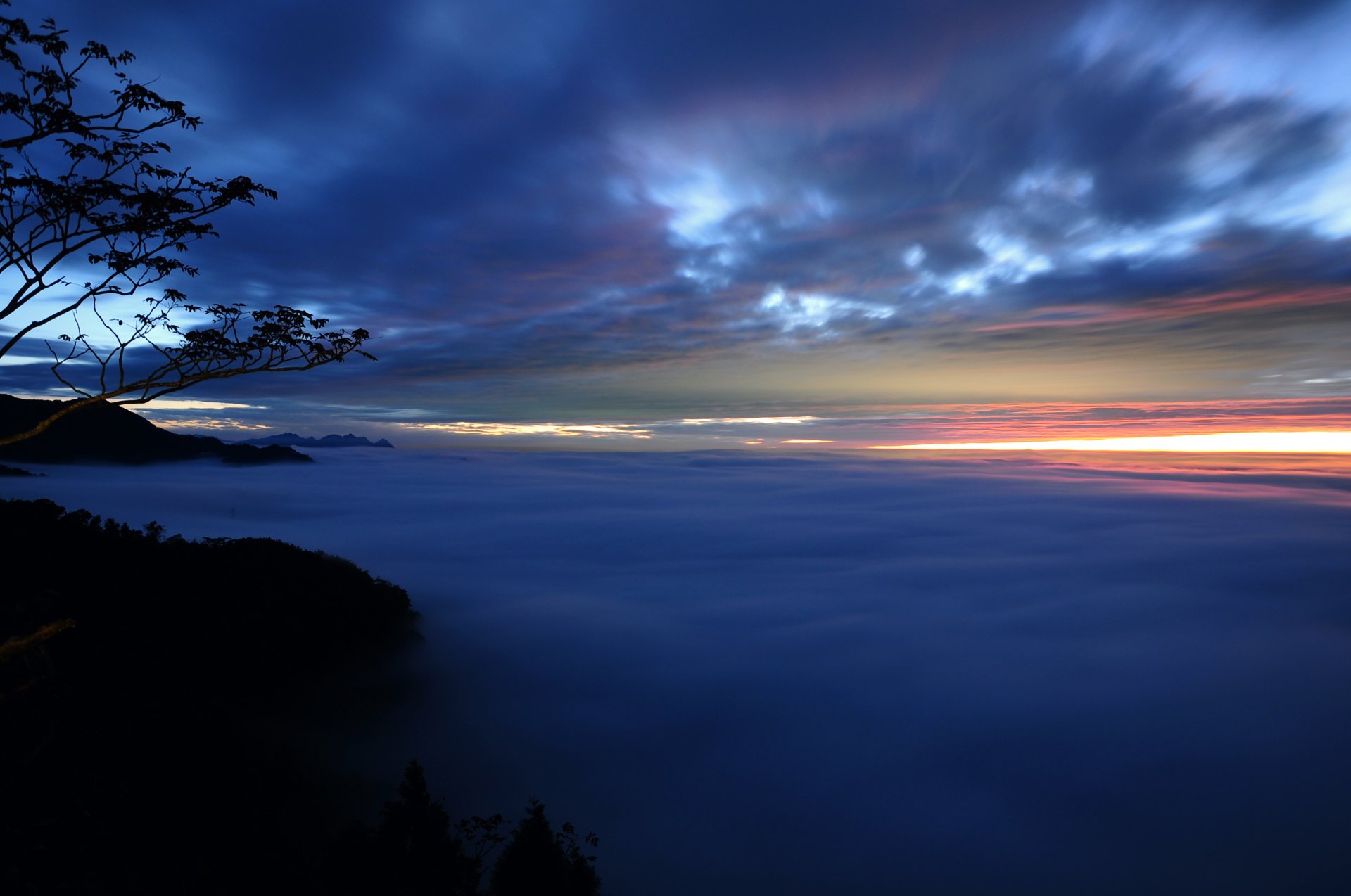 abend sonnenuntergang himmel wolken nebel dunst bäume zweige