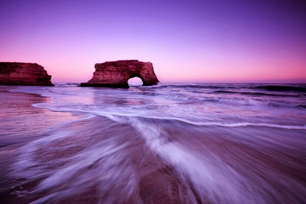 Ciel nuages mer vagues plage