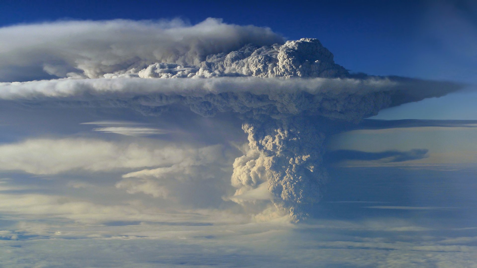 puyehue volcán chile humo ceniza