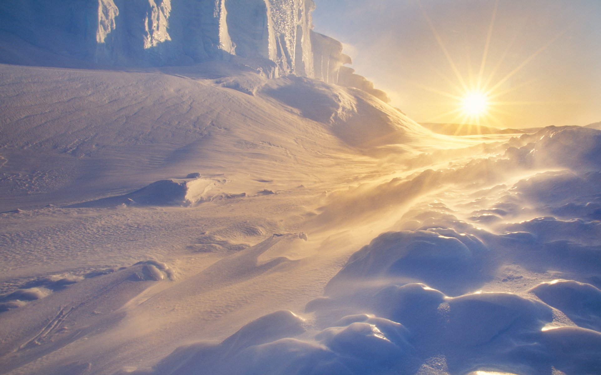 schneesturm antarktis sonne himmel dünen schnee