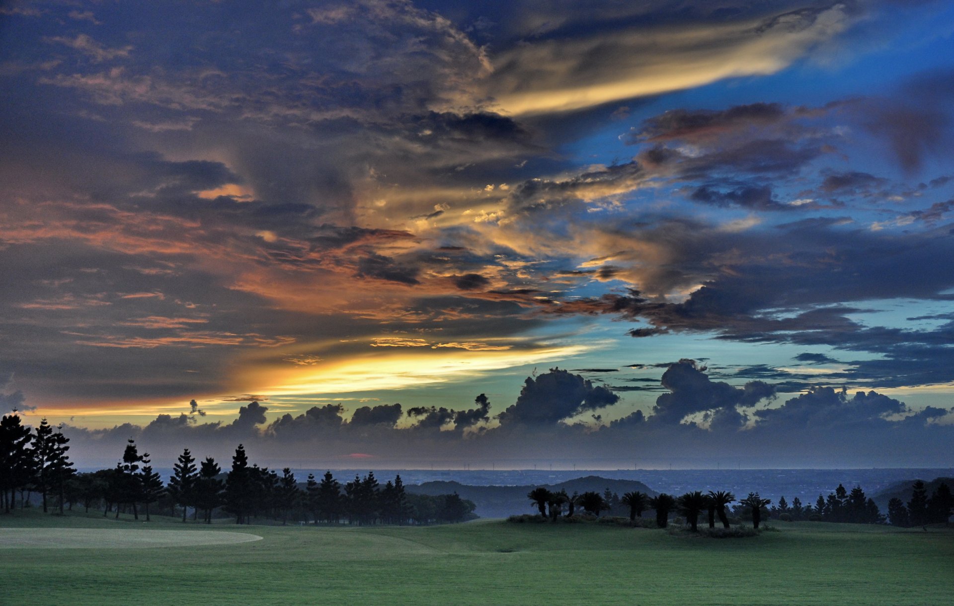 ciel arbres coucher de soleil taiwan nuages