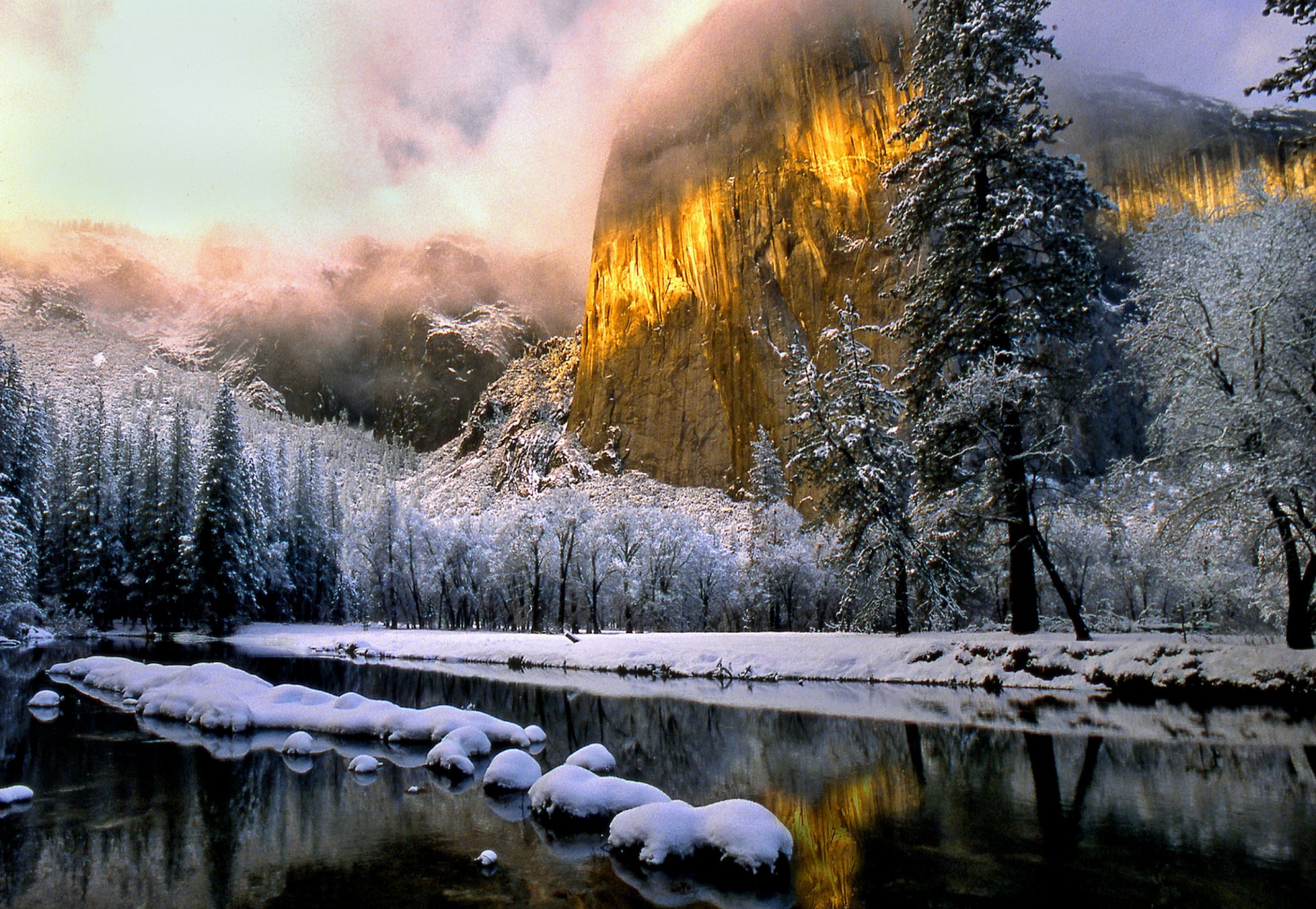 invierno nieve escarcha montaña árboles río