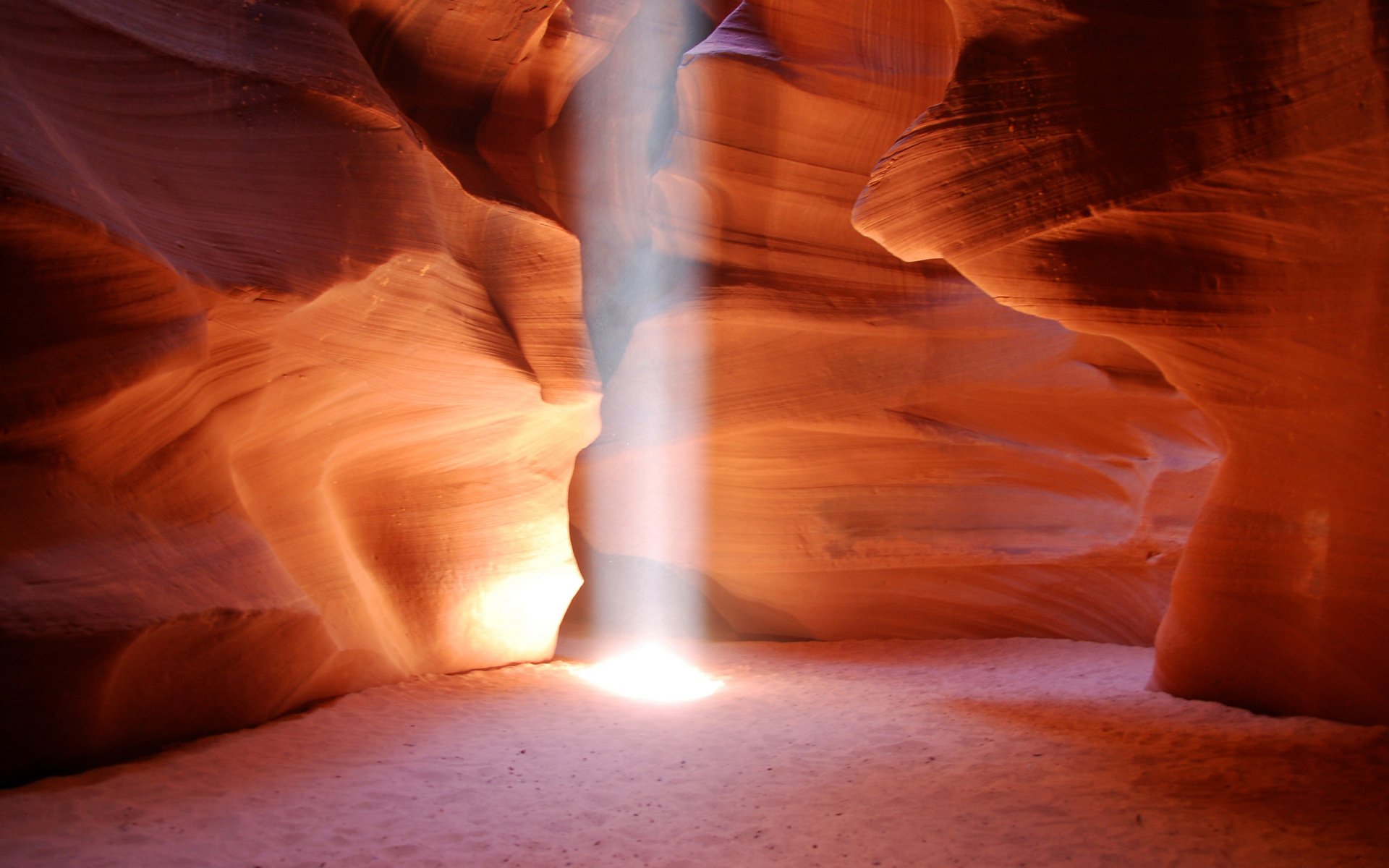 grotte grottes canyons gorge gorges roche roches roches lumière faisceau rayons sable arizona états-unis amérique