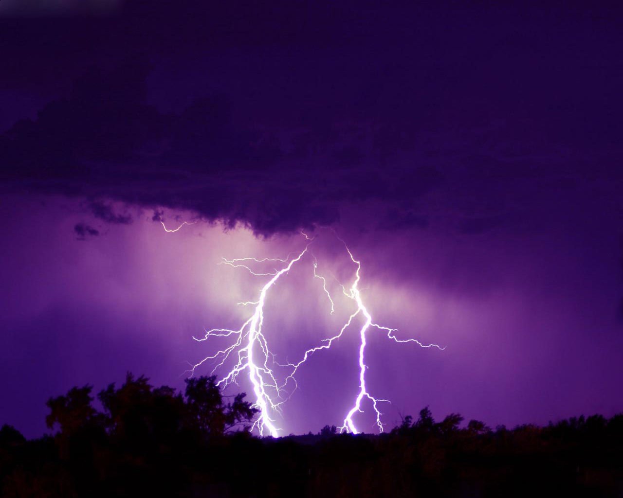 gewitter licht nacht