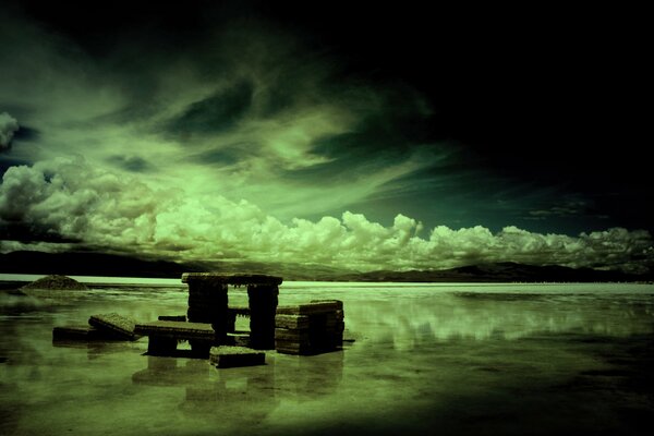 Night harmony of clouds on the lake