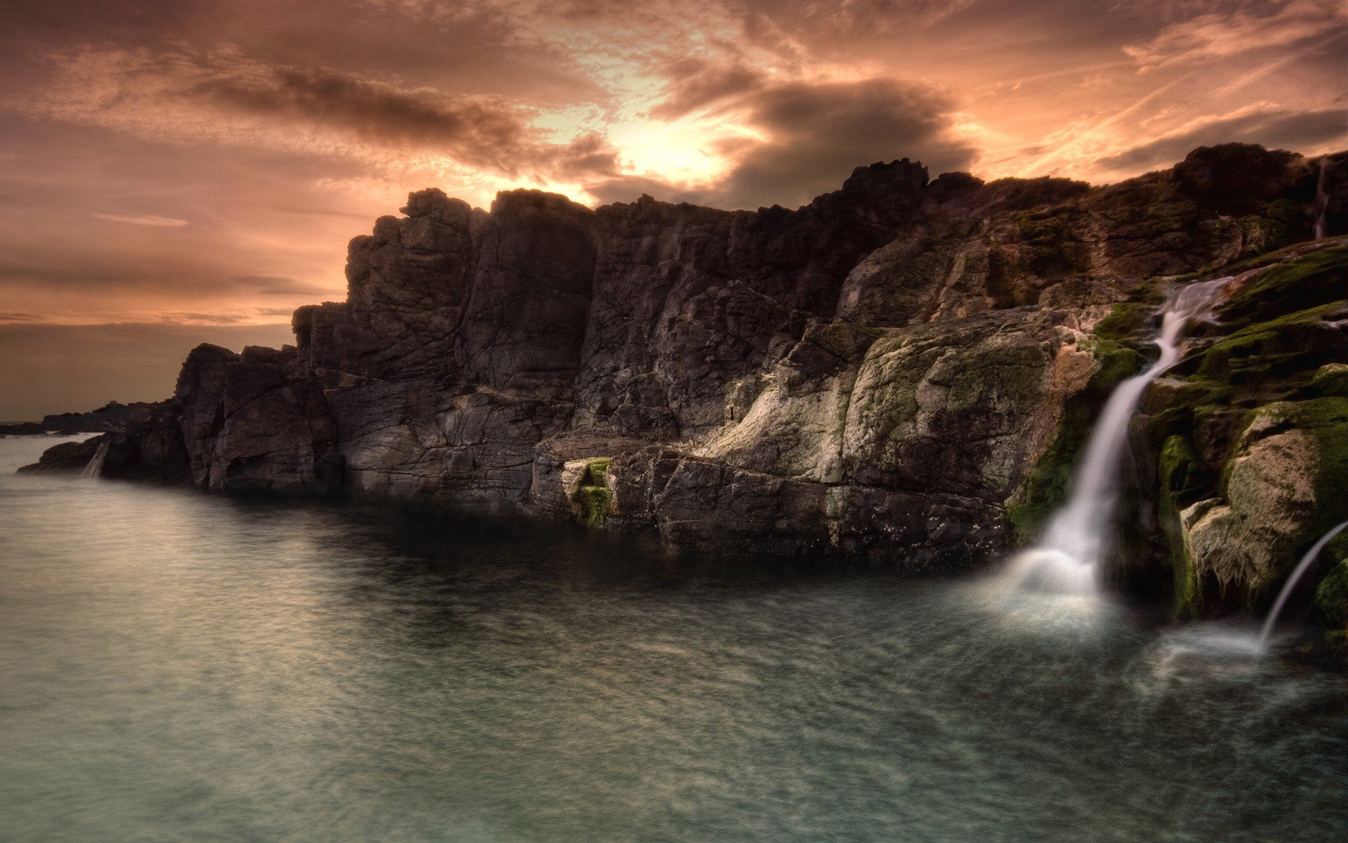 cascada rocas