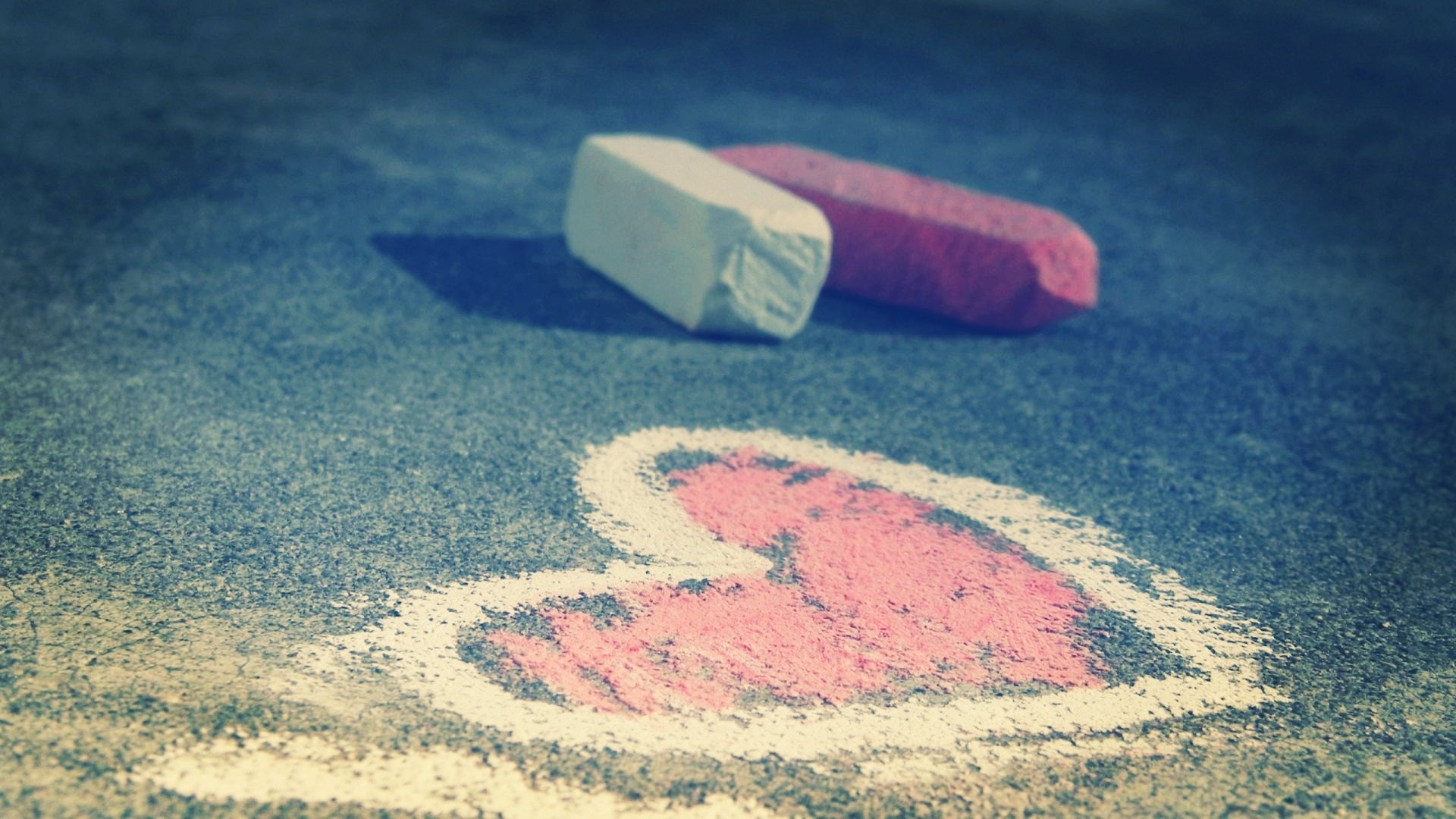 chalk asphalt heart picture photo