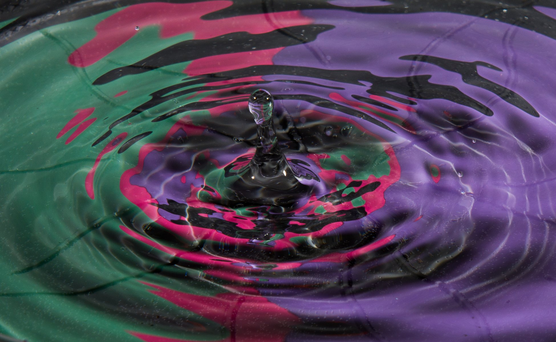 water splash drop flowers volume