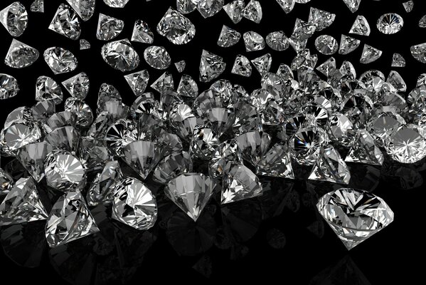 Les diamants brillants scintillent et brillent