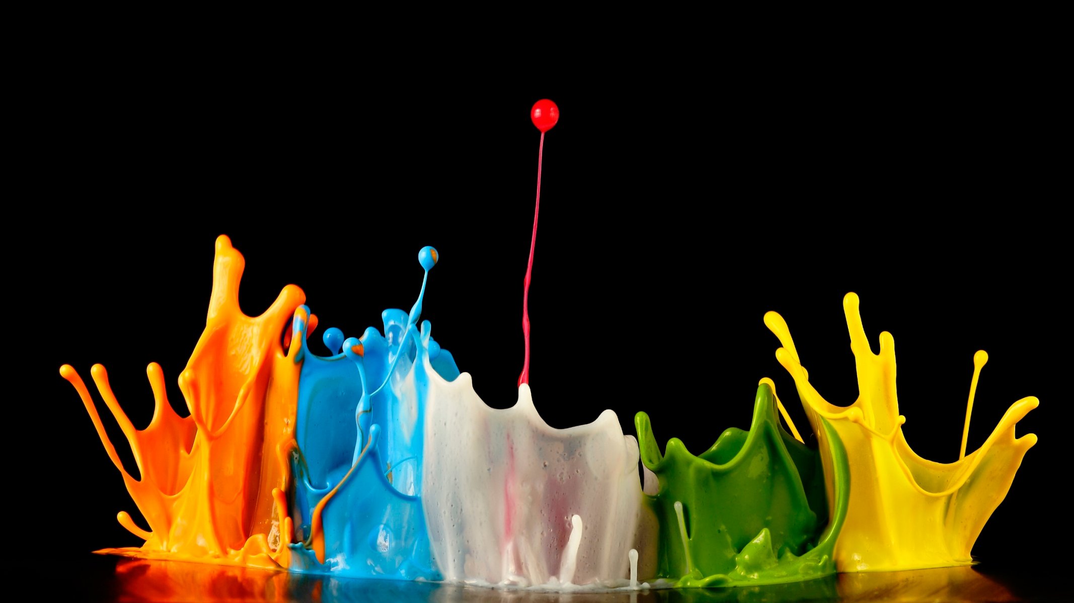 explosion de couleur peinture splash