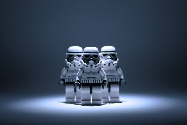 Tre giocattoli Stormtrooper di Star Wars