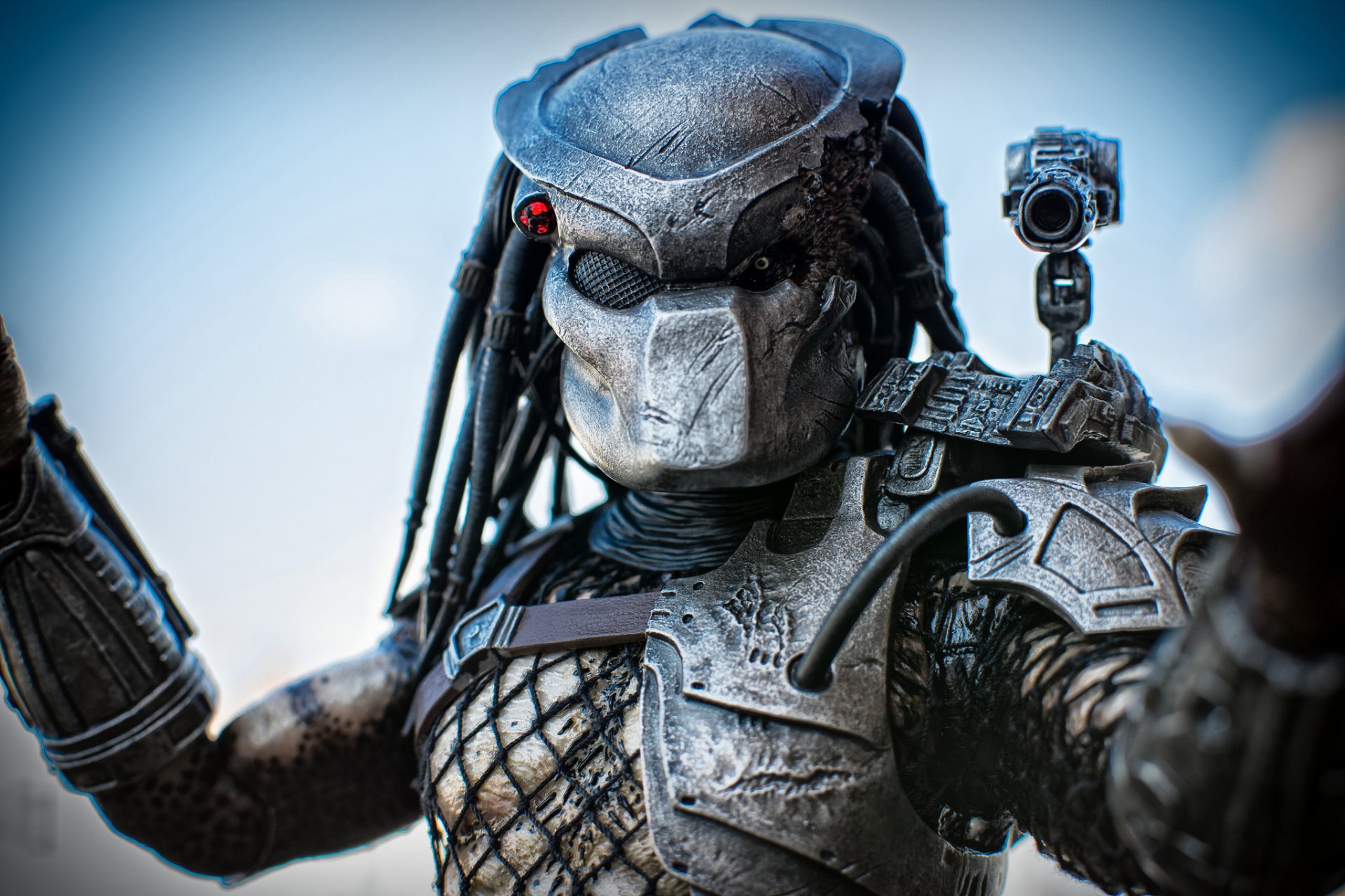 predator being beast toys statue