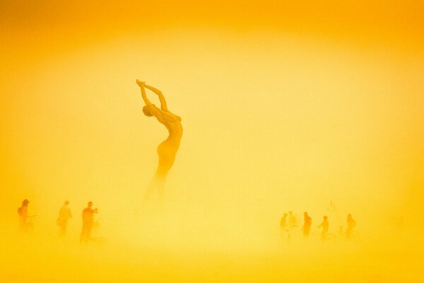 Belleza femenina en el Festival Burning Man