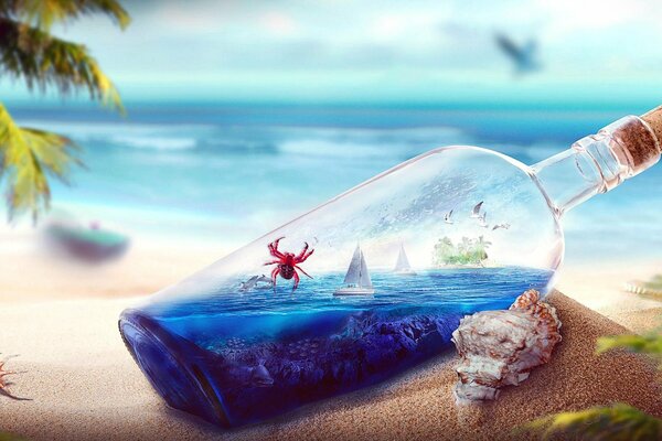Bottiglia con l oceano dentro sulla spiaggia