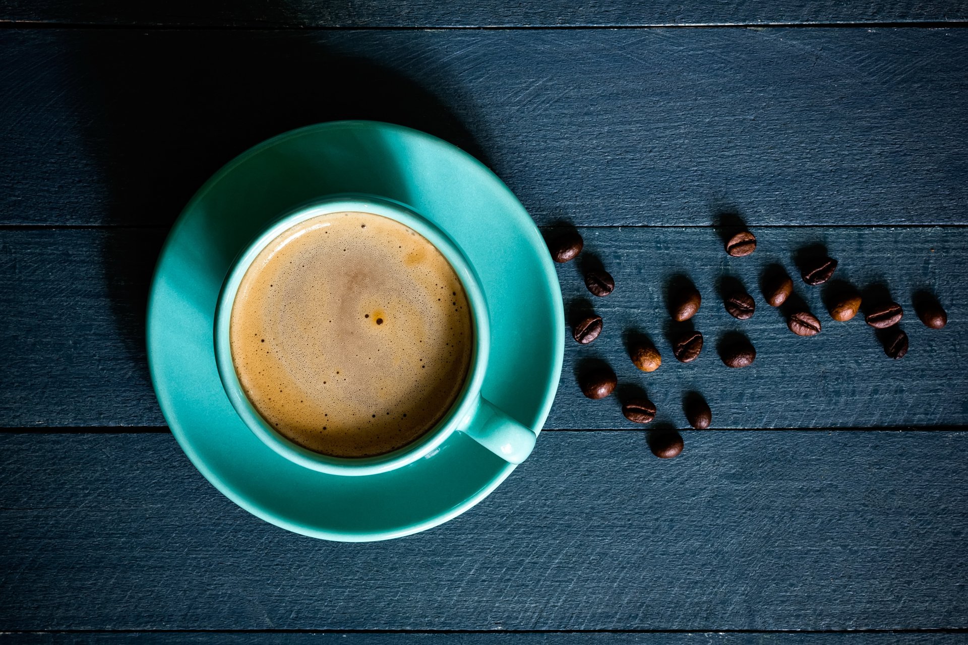 tasse soucoupe grains de café café grains de café