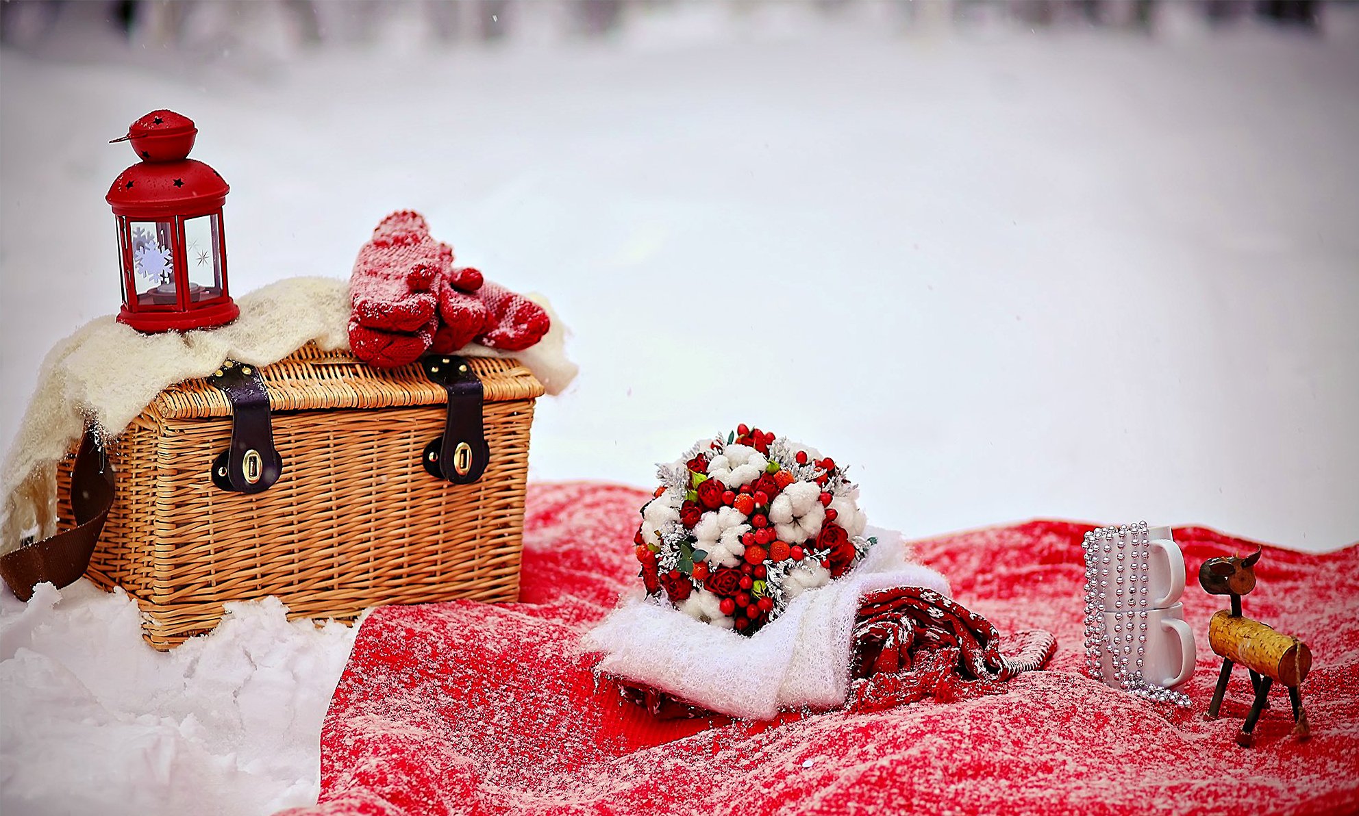 amore libro candela lanterna