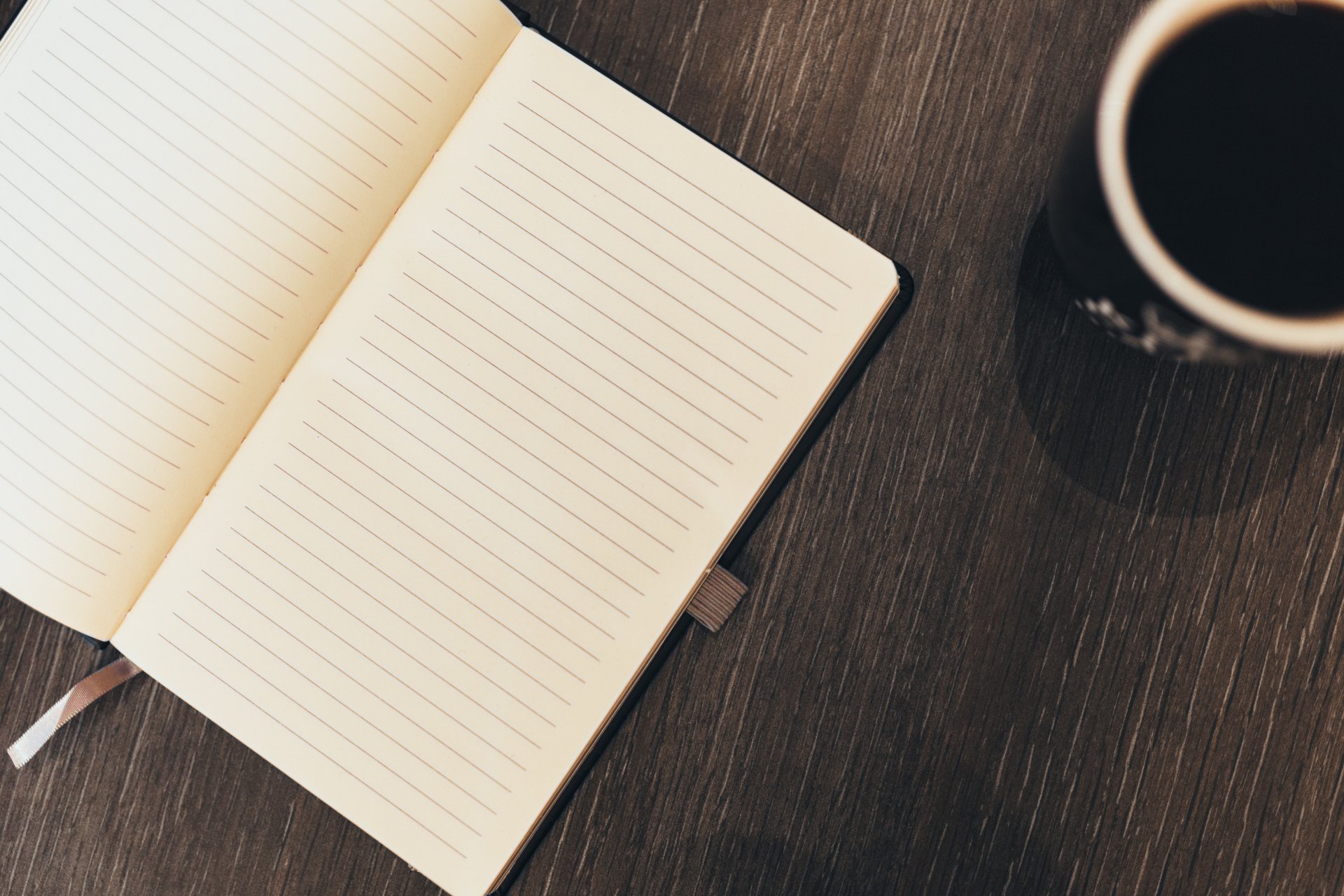 cuaderno libro café taza