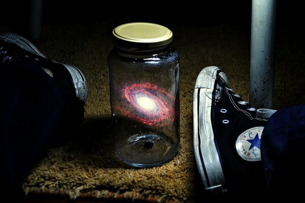 The universe in an ordinary glass jar