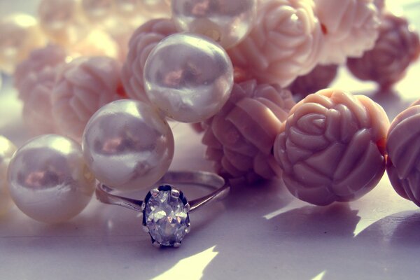 Bague en diamant et perle