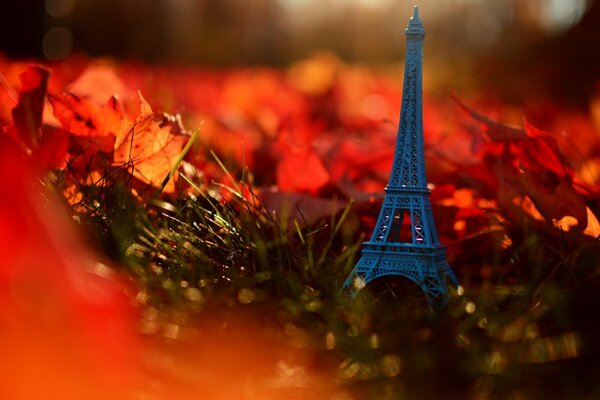 Tramonto autunnale francese a Parigi