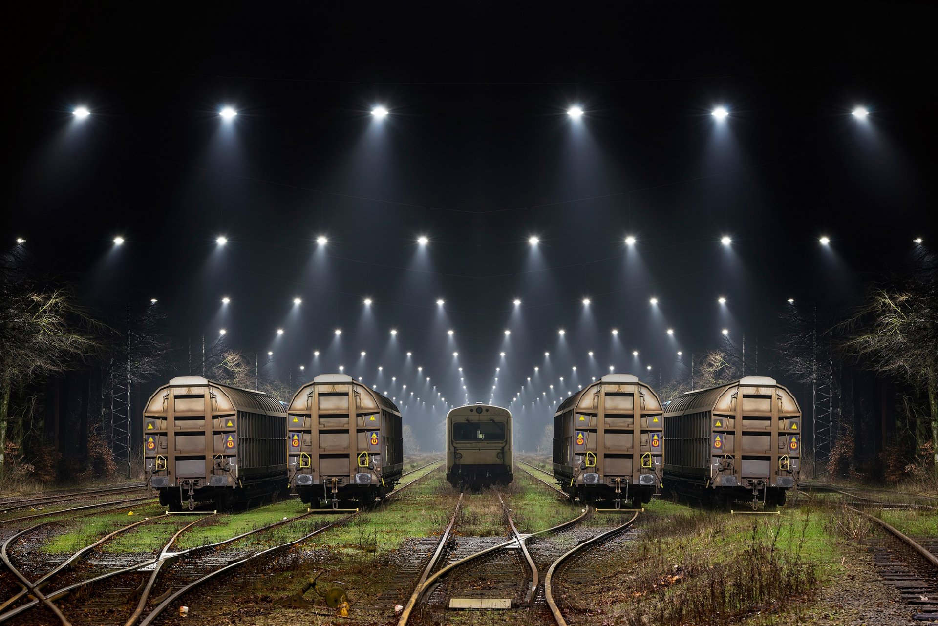 train cars night floodlight