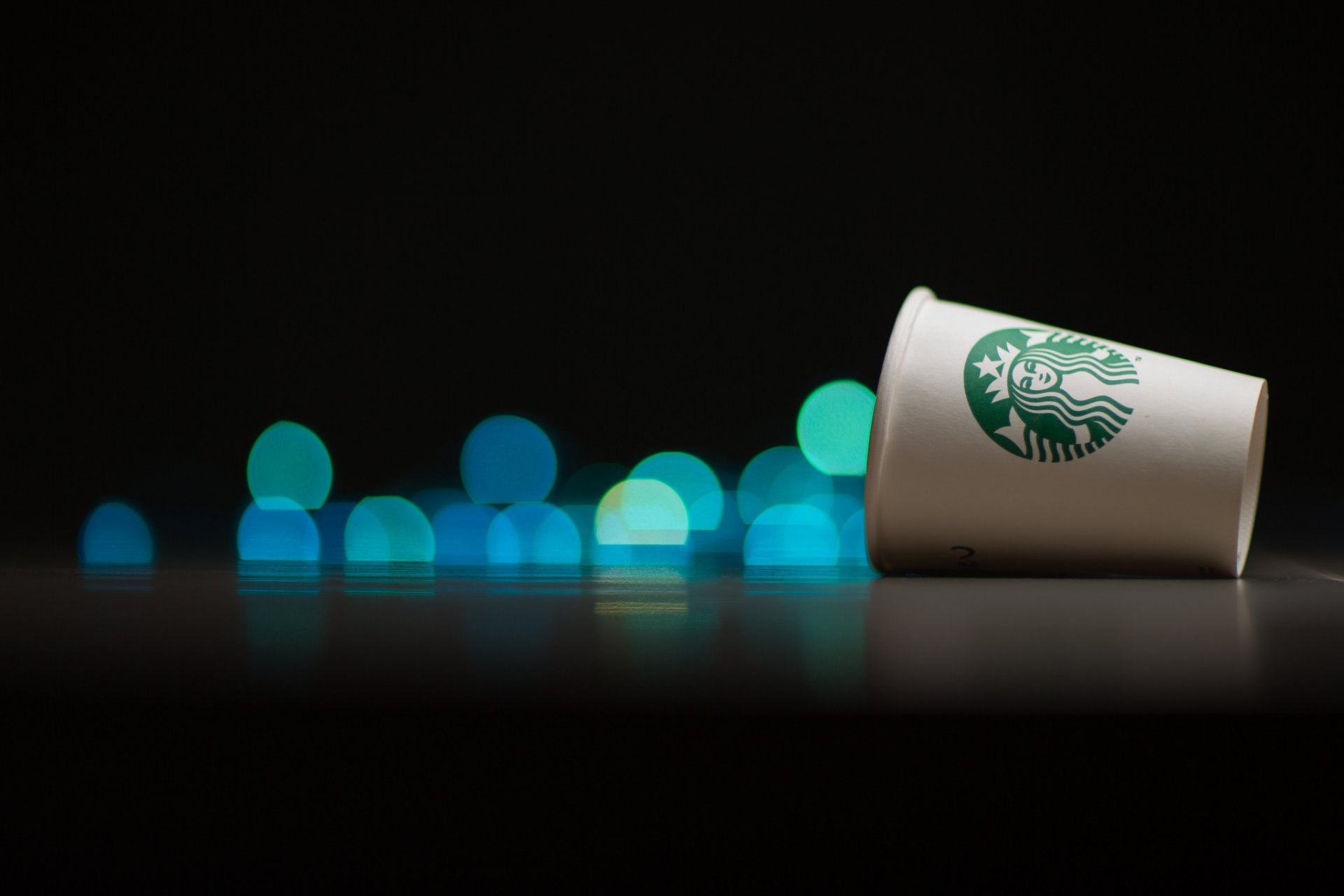 bokeh glass cup starbucks starbuck