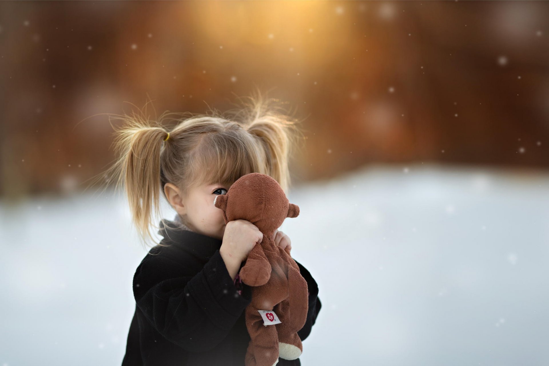 ragazza coda di cavallo giocattolo bokeh