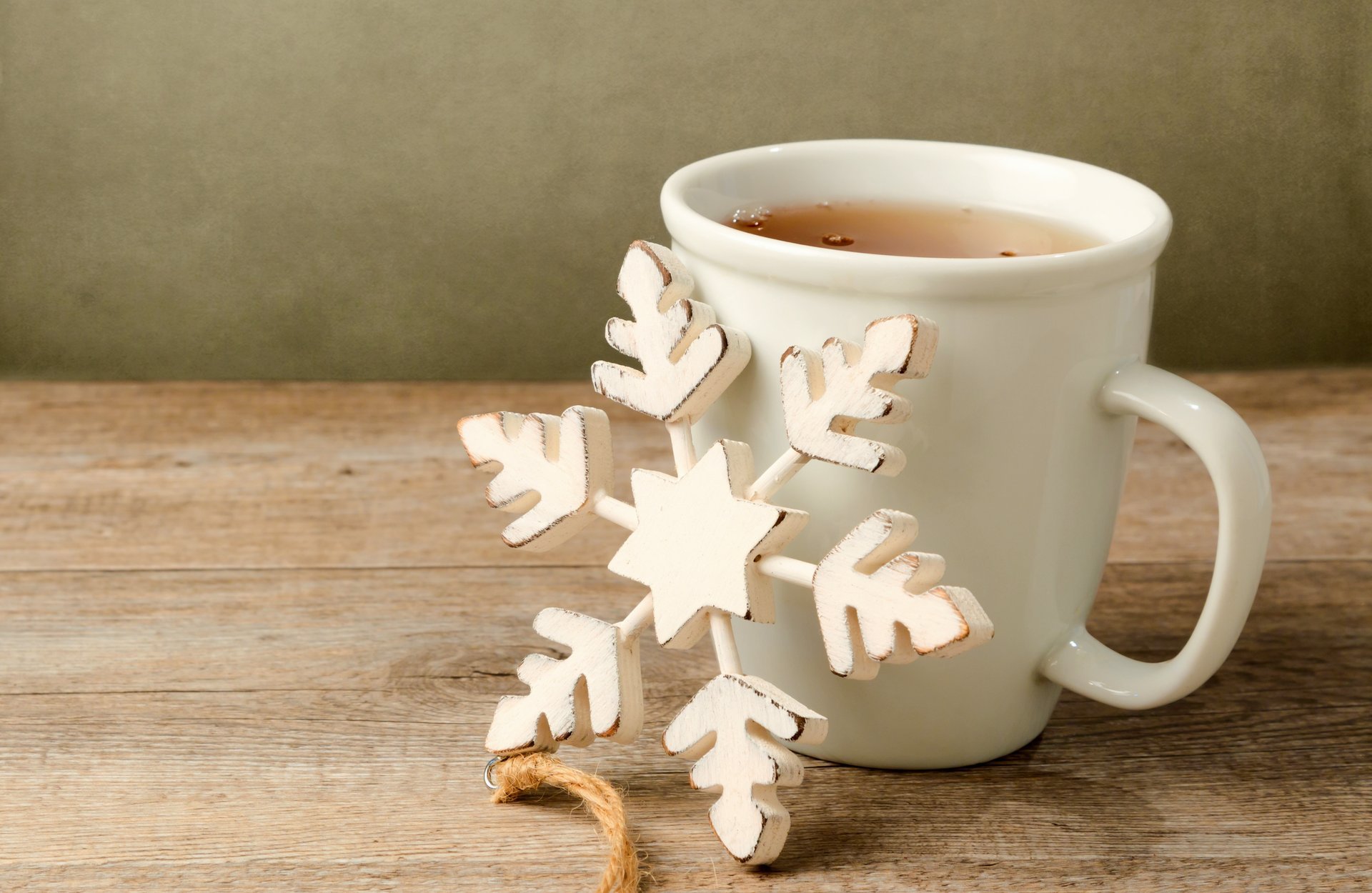 tea cup white snowflake wood toys scenery holidays table