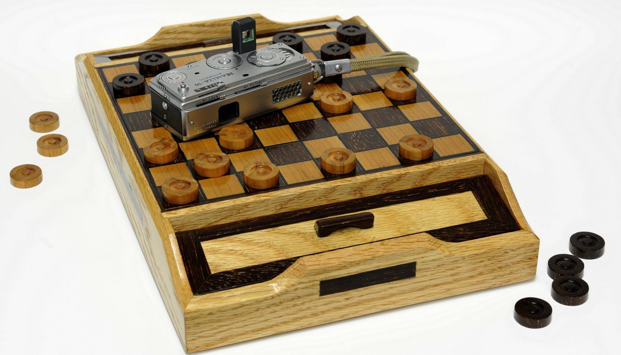 mamiya-16 automatic a miniature camera chessboard checkers tree hand made