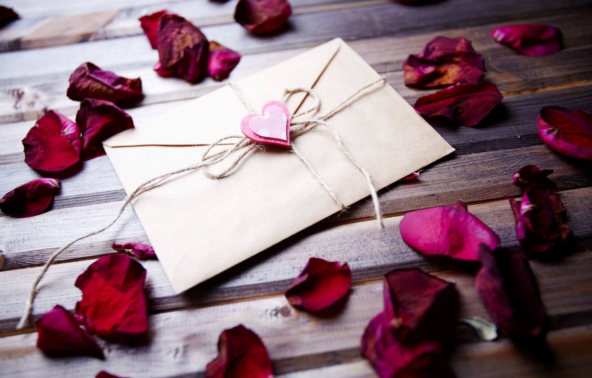 miscellaneous letter petals rose rosette rose petals heart heart message nostalgia message rose flower background wallpaper widescreen fullscreen widescreen widescreen