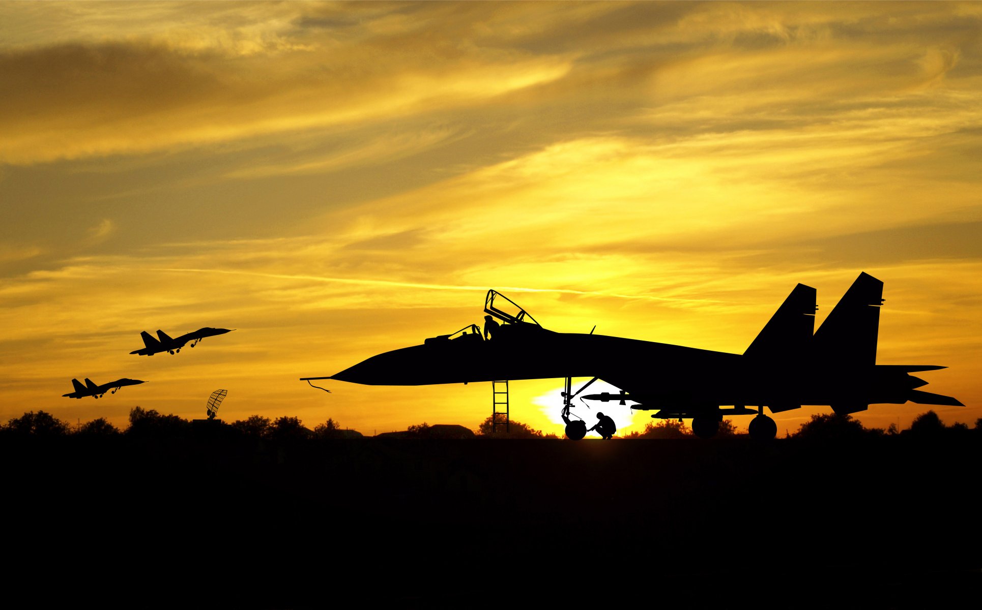 silhouette aereo aeroporto militare caccia localizzatore aviatore tecnico preparazione partenza cielo distanza volo bellissimo sfondo carta da parati