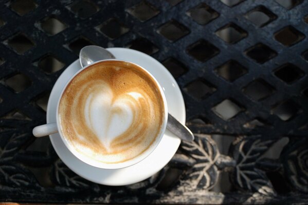Was könnte besser sein als eine Tasse Kaffee am Morgen ?!